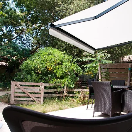 Le Bois Martin Holiday park 2*